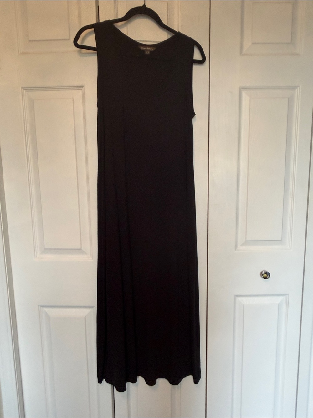 Tommy Bahama Black Sleeveless Maxi with Crew Neck